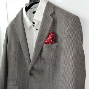 Calvin Klein Sports Jacket in EUC.42L 70% Wool @ 30% Silk.